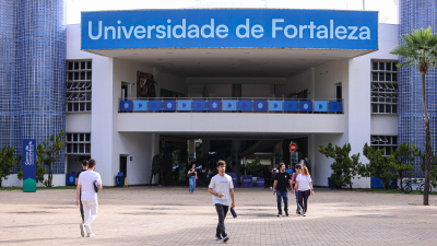 A Unifor se destaca por promover o desenvolvimento acadêmico com foco na inovação e na formação de profissionais preparados para enfrentar os desafios do mercado global (Foto: Ares Soares)